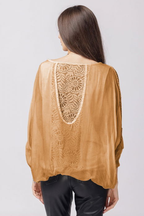 Bluza din matase si vascoza camel brodata si dantela pe spate si nasturei [2]