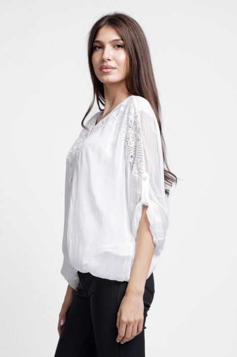 Bluza din matase si vascoza platca brodata, cu paiete fine si cu dantela pe spate, alba [2]