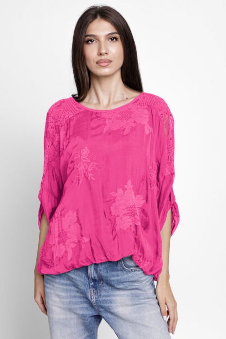 Bluza din matase si vascoza brodata, cu dantela pe spate, fucsia