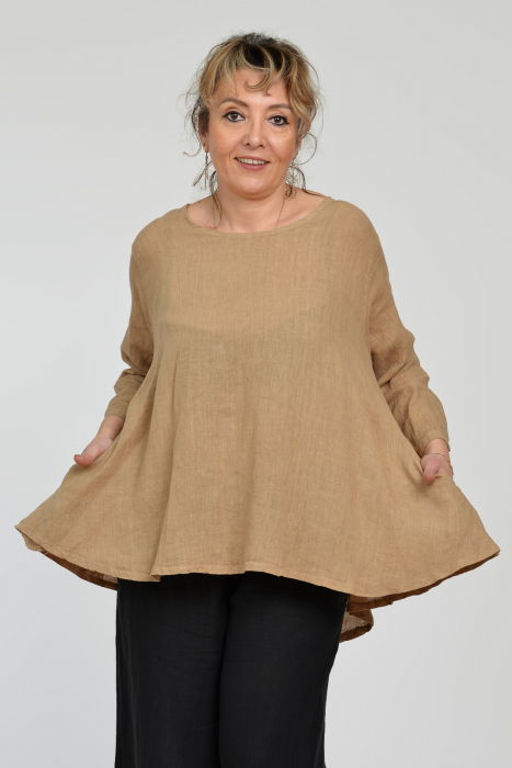 Bluza evazata cu clin la spate din in, camel [2]