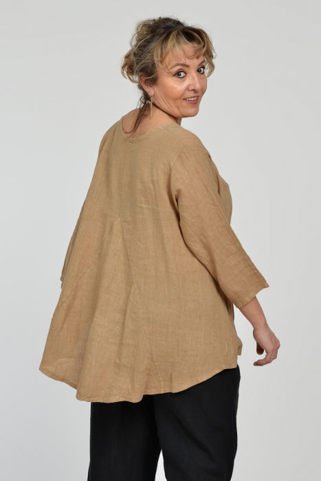 Bluza evazata cu clin la spate din in, camel [7]
