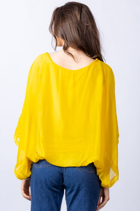 Bluza galbena din matase si vascoza cu maneca fluture [3]