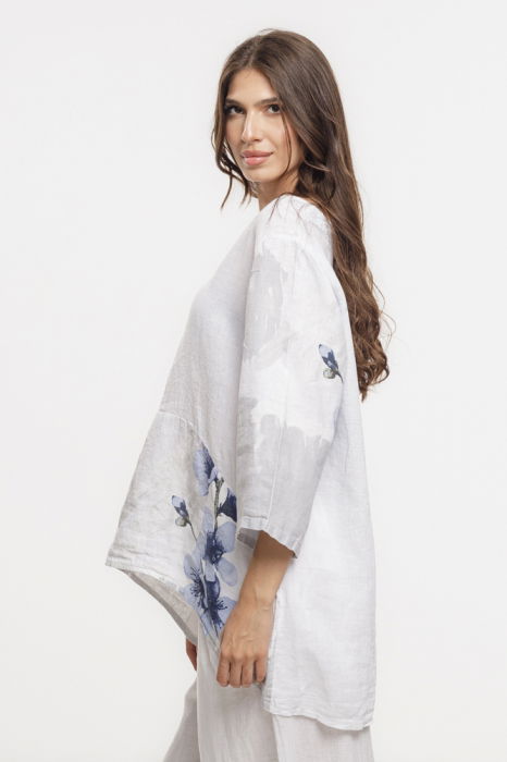Bluza lejera din in alb cu imprimeu floral pictural [3]