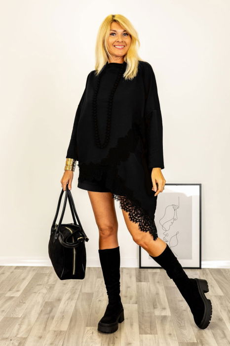 Bluza tunica cu colt, din tricot negru de bumbac cu dantela neagra aplicata [1]