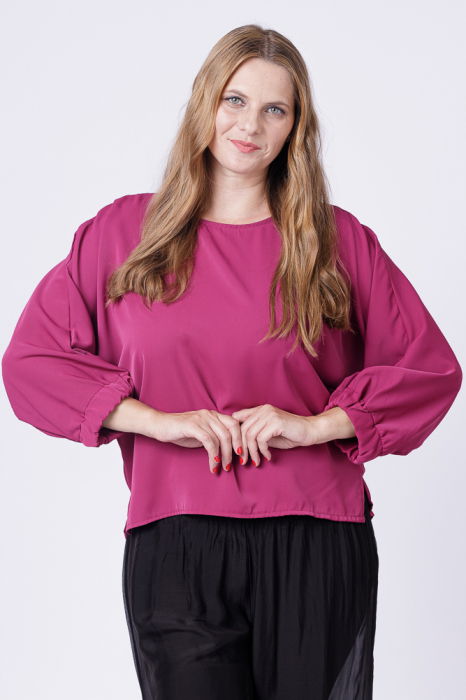 Bluza mov zmeura, larga, cu nasturei pe spate si maneci fluture [2]