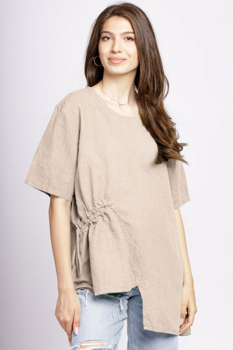 Bluza bej din in, asimetrica, cu siret lateral