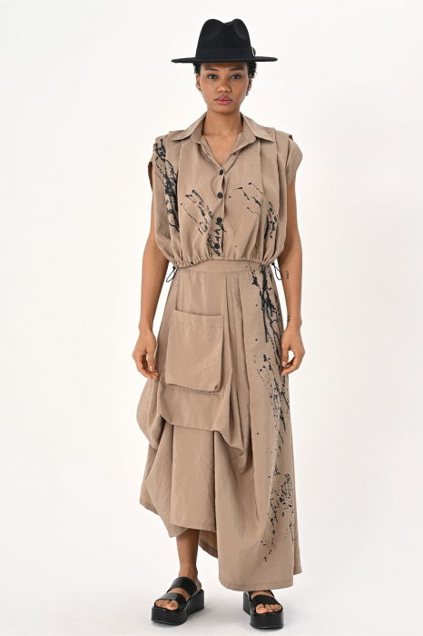 Compleu fusta asimetrica si bluza cu siret in talie, camel cu dripping negru [2]