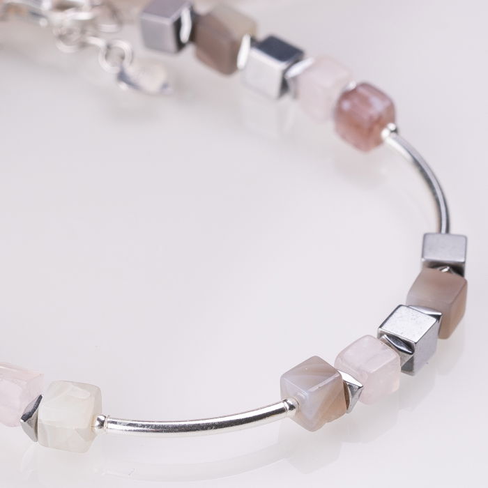 Bratara argint cu tuburi si serii de 5 cubulete din agate de Botswana si hematit [2]