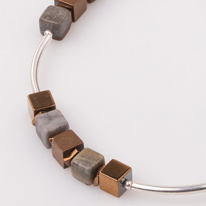 Bratara cu tuburi si serii de 5 cubulete jaspuri si hematit [2]