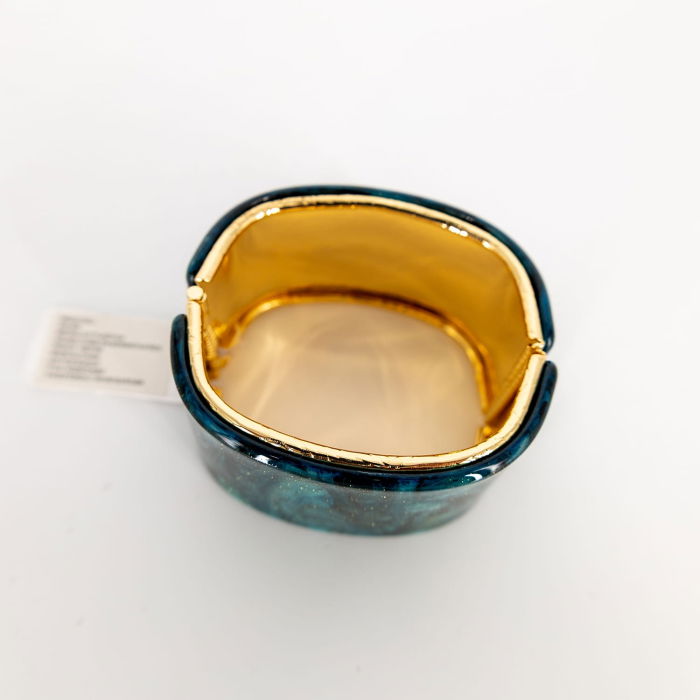 Brățară lată turcoaz cu efect perlat – elegantă și versatilă [3]