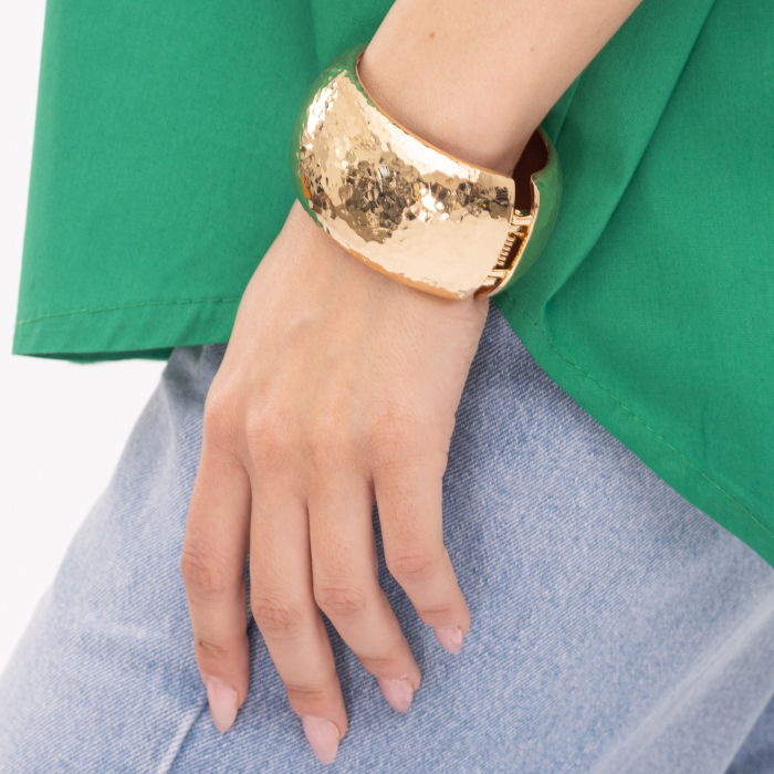 Bratara metalica aurie cu aspect lovitura de ciocan [3]