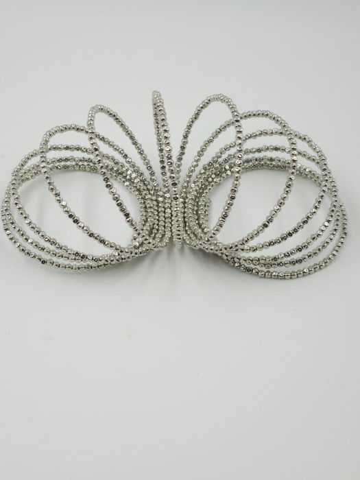 Bratara semirigida si elastica cu elemente mici argintii - design minimalist de efect [5]