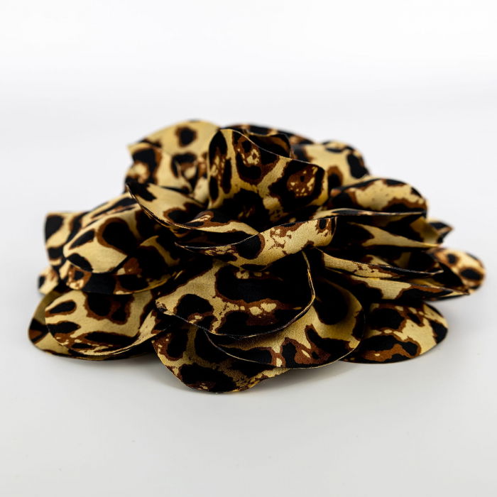 Brosa animal print pe fond galbui, floare cu diametru de 15 cm, cu clips pentru par [2]