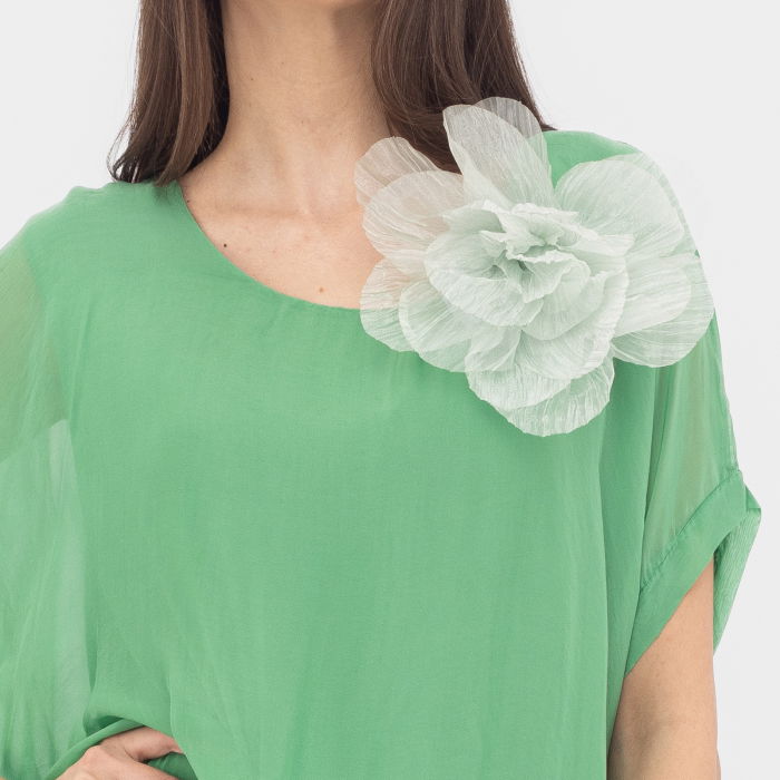 Brosa floare din organza creponata cu diametru de 20 cm, cu clips pentru par, verde deschis [2]