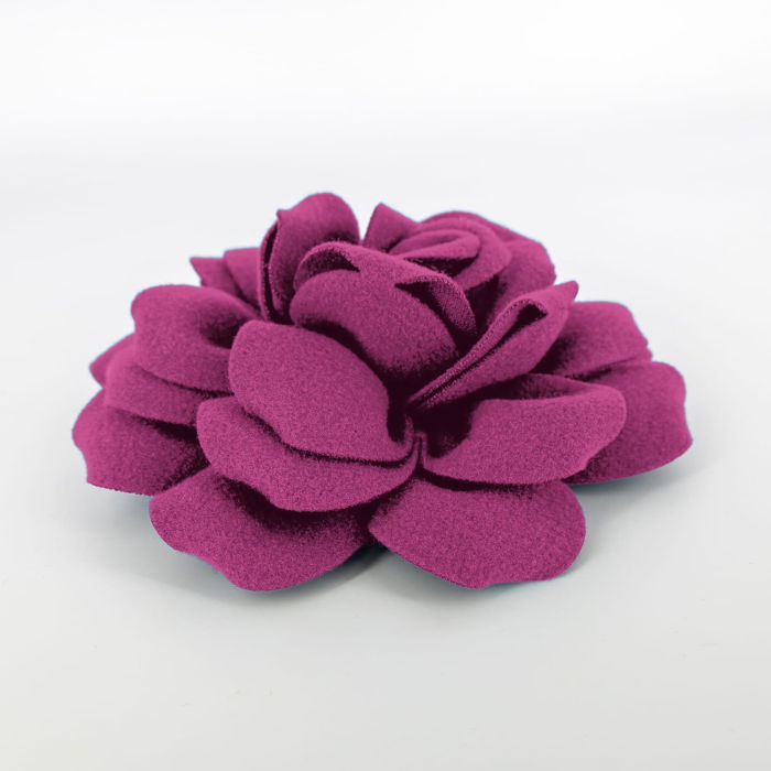 Brosa floare magenta cu diametru de 20 cm din stofa, cu clips si ac [2]