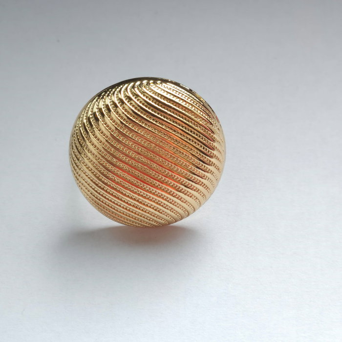 Brosa inel pentru esarfa cu forma rotunda cu striatii, aurie [2]