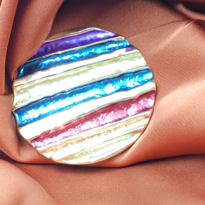 Brosa magnetica aurie, model geometric rotund cu elemente emailate multicolore [10]