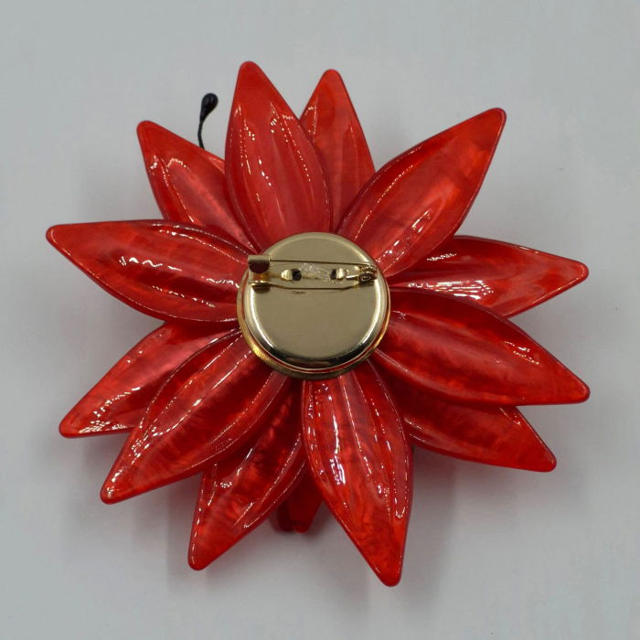 Brosa statement florala din rasina rosie si stamine negre [2]