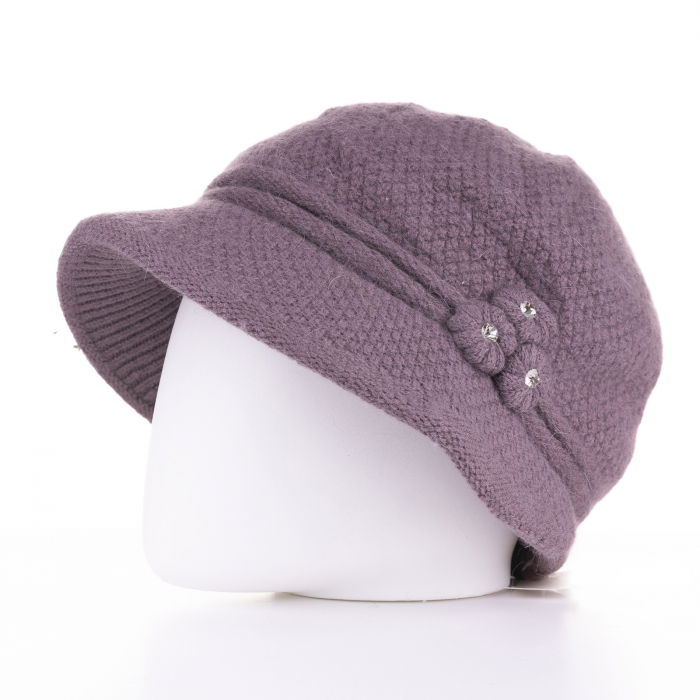 Caciula stil palarie bej moviliu cu bor si decoratiune laterala argintie, captusita in interior [2]