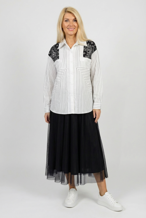 Camasa dama alb-negru cu dungi si imprimeu decorativ [2]