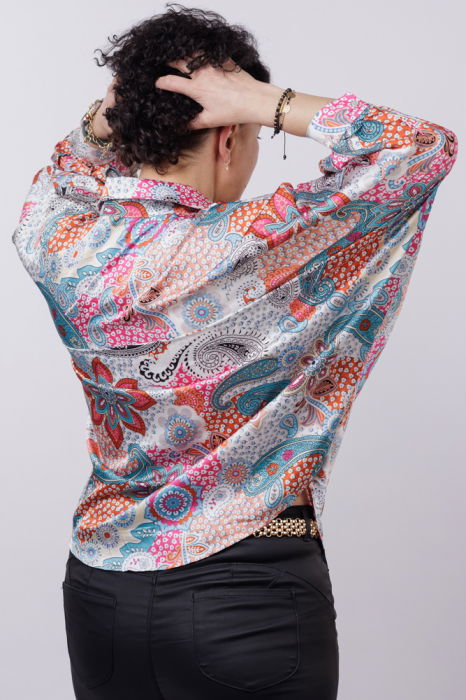 Camasa oversize, cu maneci bufante si imprimeu arabesc cu nuante de bleu si fucsia [7]