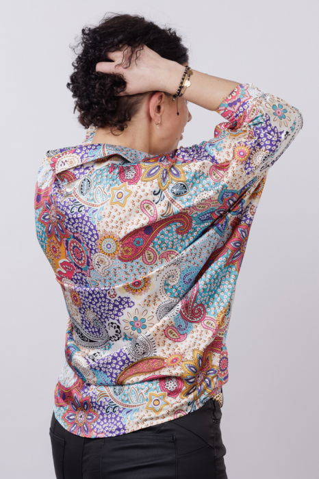 Camasa oversize, cu maneci fluture si imprimeu arabesc cu nuante de bleu si caramiziu [5]