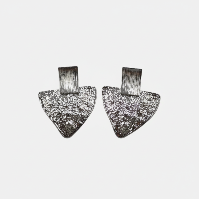 Cercei argintii statement, cu design geometric texturat