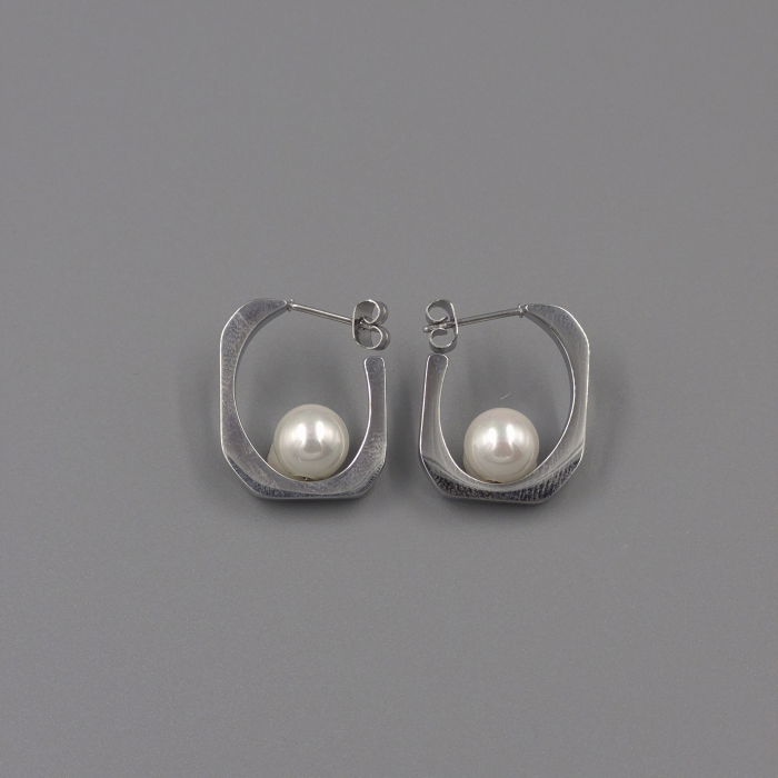 Cercei argintii geometrici, din otel inoxidabil, cu perlă [3]