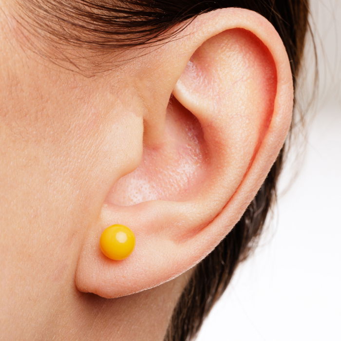 Cercei mici din argint 925 cu chihlimbar natural de culoare galben miere [2]