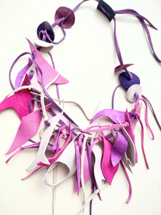 Colier din piele naturala,asimetric ,nuante mov cyclame [2]