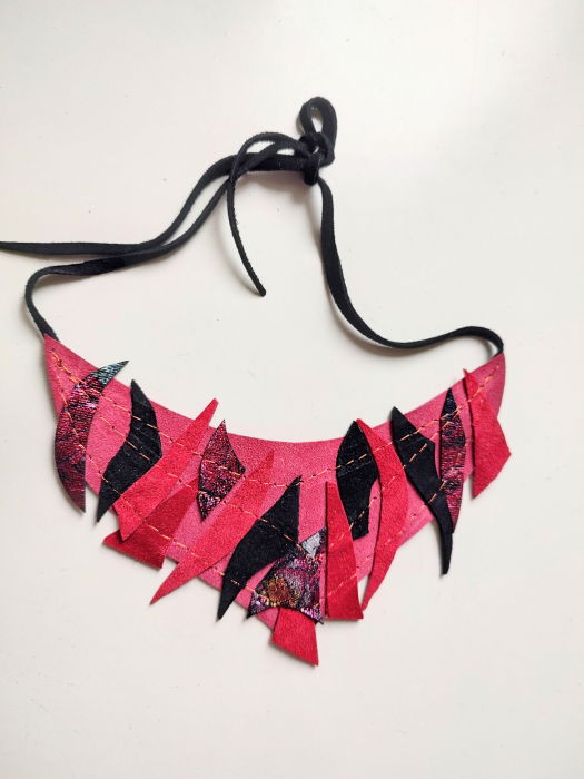 Colier din piele naturala, nuante de rosu,negru [2]