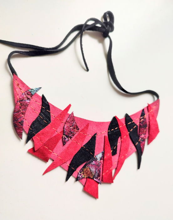 Colier din piele naturala, nuante de rosu,negru [1]