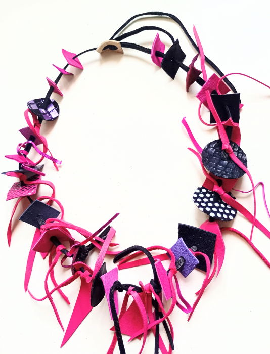 Colier unicat fuchsia din mix piele naturala ,cu forme geometrice [1]
