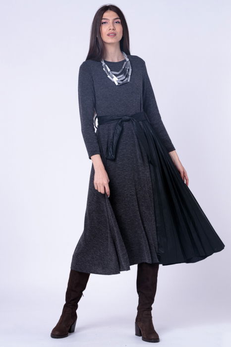 Colier multicolor din lemn argintiu si gri [3]