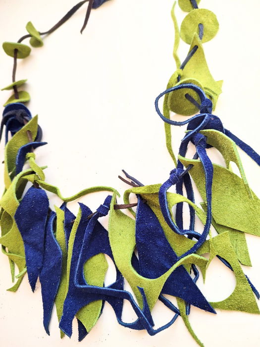 Colier Olive si albastru electric din piele naturala ,asimetric, unicat [2]