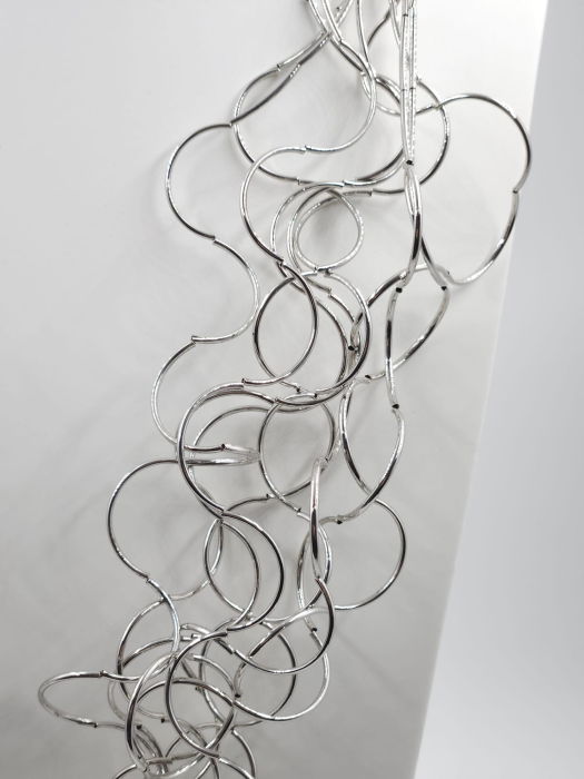 Colier scurt statement din multe siruri, cu bucle in cascada, argintiu [3]