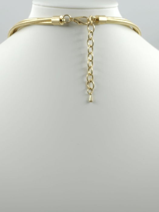 Colier semirigid cu bila metalica aurie antichizata [4]