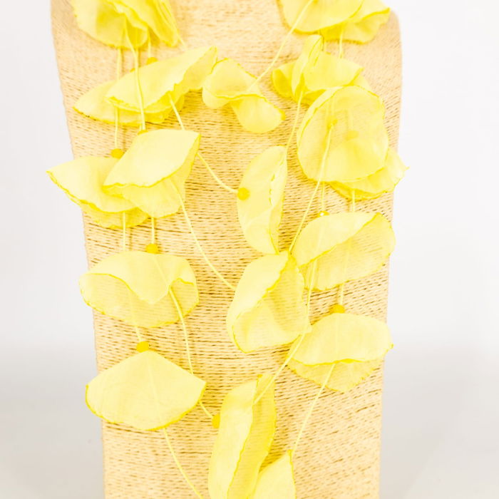 Colier statement galben cu petale textile de mac 3D din organza - design artistic italian [3]