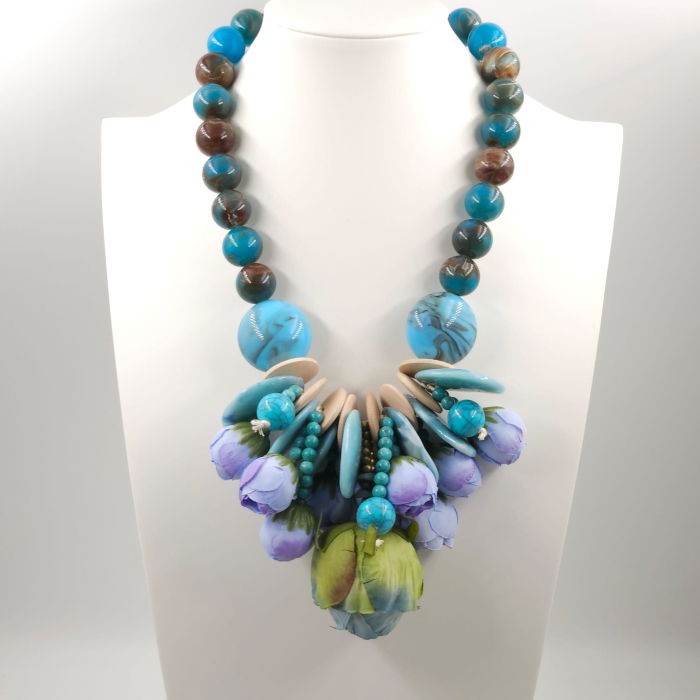 Colier statement cu flori decorative 3D si elemente turcoaz – design artistic [1]