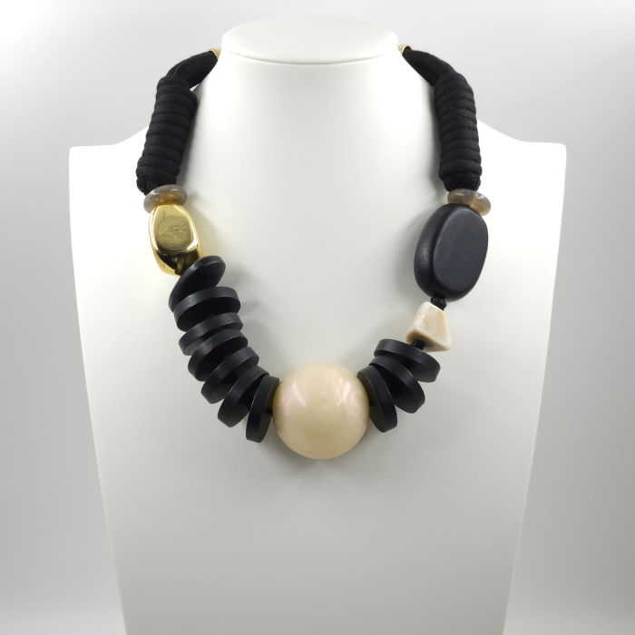 Colier statement geometric cu element central supradimensionat – design modern [3]