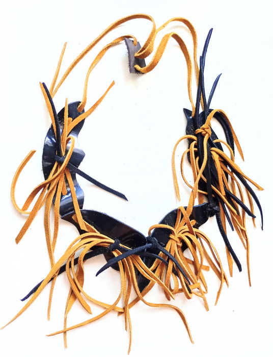 Colier statement handmade  din piele naturala, nuanta chihlimbar [2]