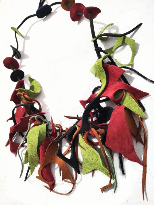 Colier din piele naturala, asimetric, verde olive si bordo ,unicat [1]