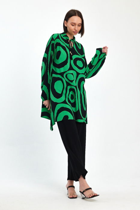 Compleu cu bluza lunga tip tunica si pantaloni, negru cu verde [10]