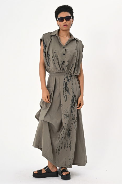 Compleu fusta asimetrica si bluza cu siret in talie, kaki cu dripping negru [1]