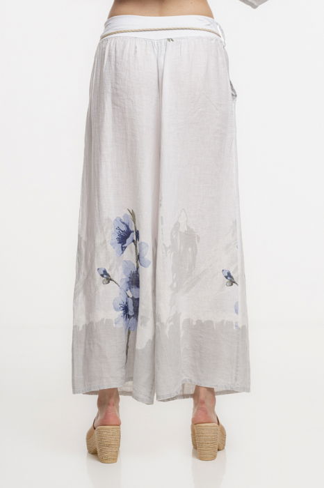 Compleu alb din in cu imprimeu pastel albastru si gri - bluza cu pantaloni - OUTFIT VARA [9]