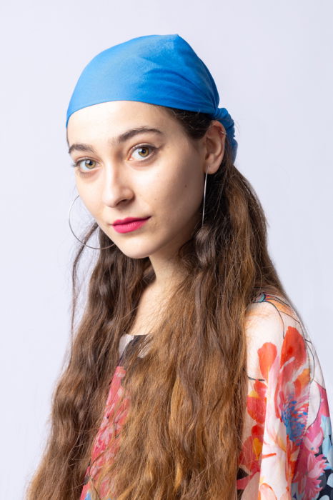 Esarfa albastra, dreptunghiulara, in colturi alungite, din bumbac si matase [2]