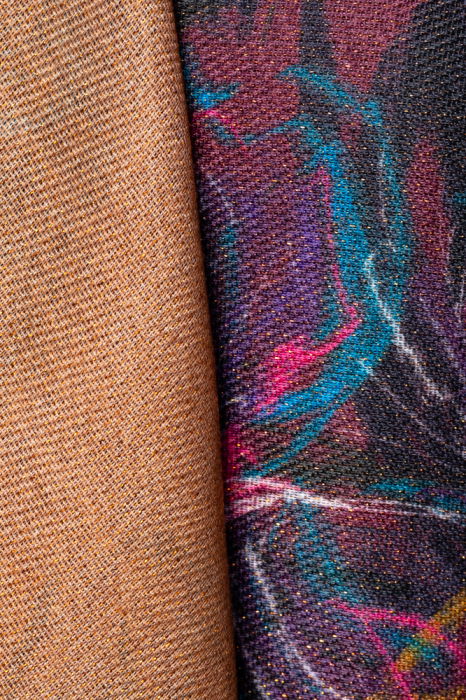 Esarfa cashmere cu fir din lurex, flori stilizate pe fond bordo [2]