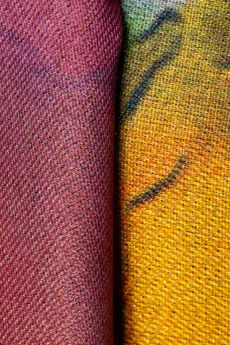 Esarfa cashmere cu fir din lurex, model abstract bordo, verde si portocaliu [2]