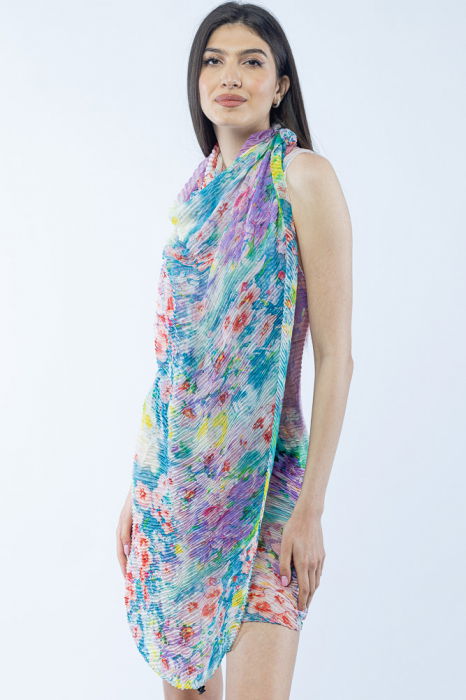 Pareo plaja din material plisat matasos si usor, motive florale albastre si mov [2]