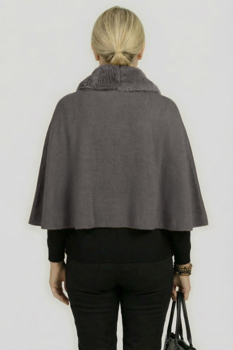 Eșarfă eleganta cu blăniță ecologică pe centru și franjuri, gri [2]